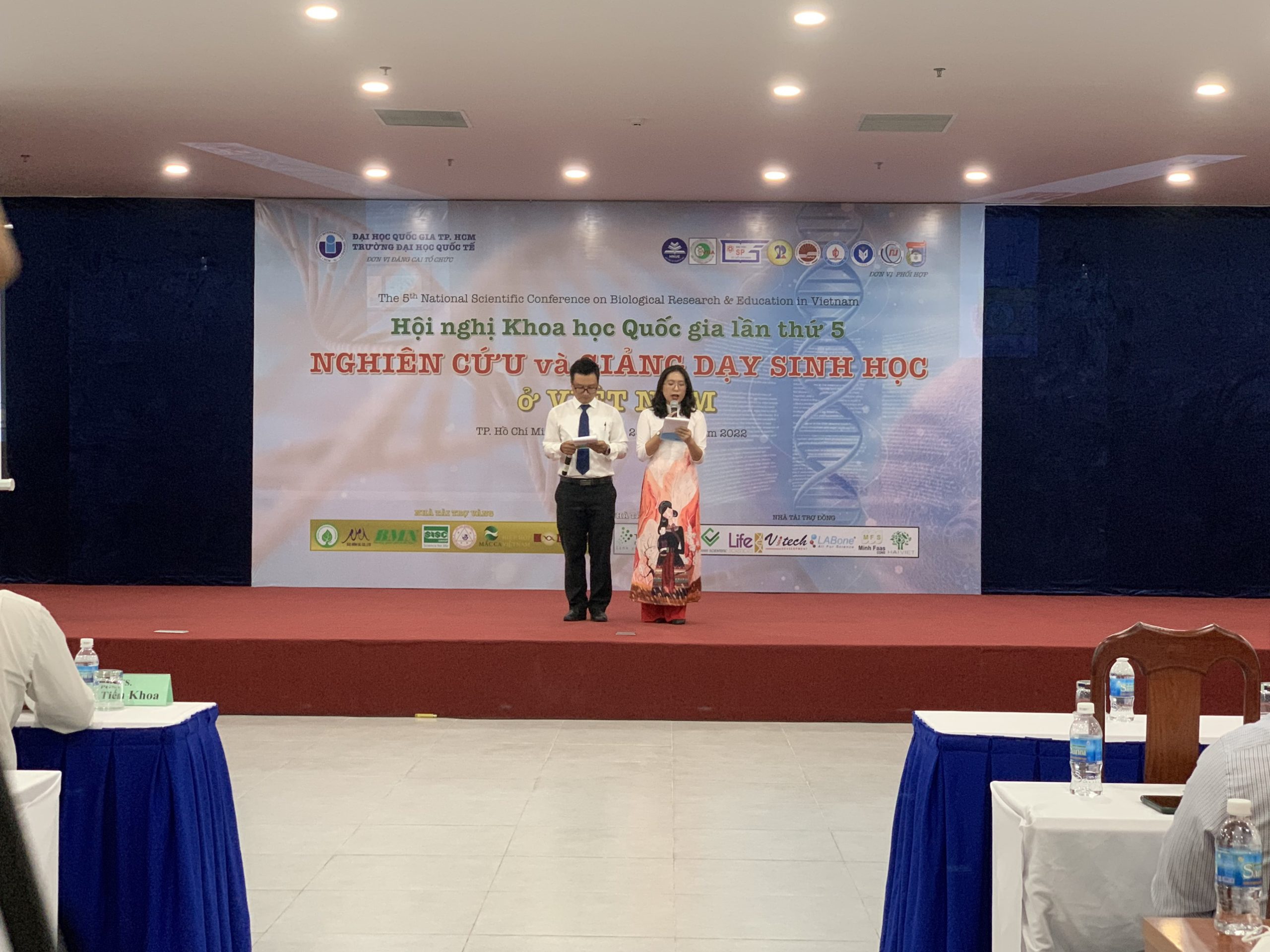 INTERNATIONAL UNIVERSITY ORGANIZED THE NATIONAL SCIENTIFIC CONFERENCE ON BIOLOGICAL RESEARCH AND EDUCATION IN VIETNAM